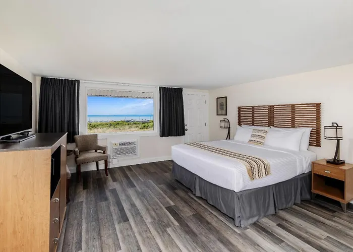 Dune Crest Hotel